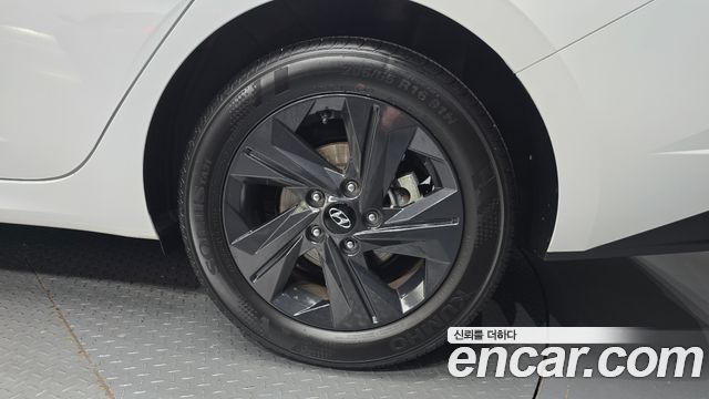 Hyundai Avante (CN7) 1.6 Inspiration 2022 — фото 21