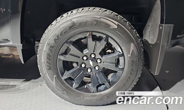 Chevrolet Real New Colorado 3.6 Z71-X Midnight 4WD 2022 — фото 21