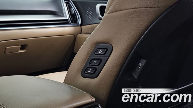 Kia Sorento (IV) HEV 1.6 2WD Gravity 2025 — фото 39