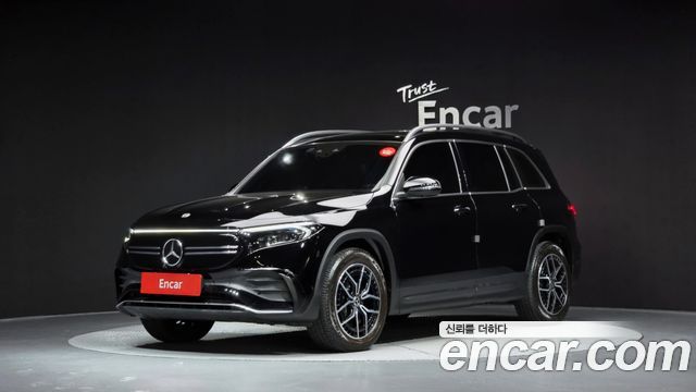 Mercedes-Benz EQB (X243) EQB300 4MATIC AMG Line