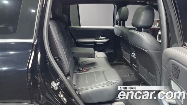 Mercedes-Benz EQB (X243) EQB300 4MATIC AMG Line 2023 — фото 12