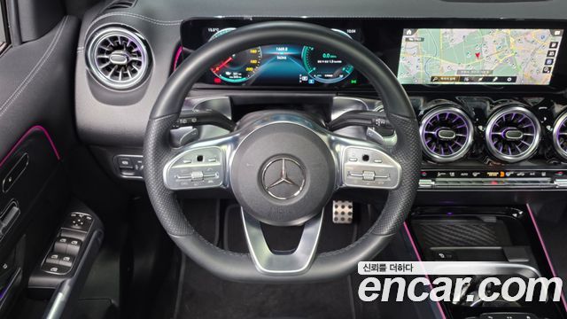 Mercedes-Benz EQB (X243) EQB300 4MATIC AMG Line 2023 — фото 13