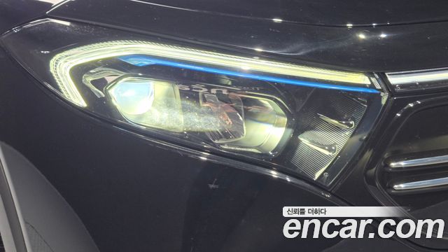 Mercedes-Benz EQB (X243) EQB300 4MATIC AMG Line 2023 — фото 22