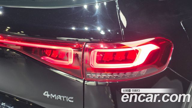 Mercedes-Benz EQB (X243) EQB300 4MATIC AMG Line 2023 — фото 23
