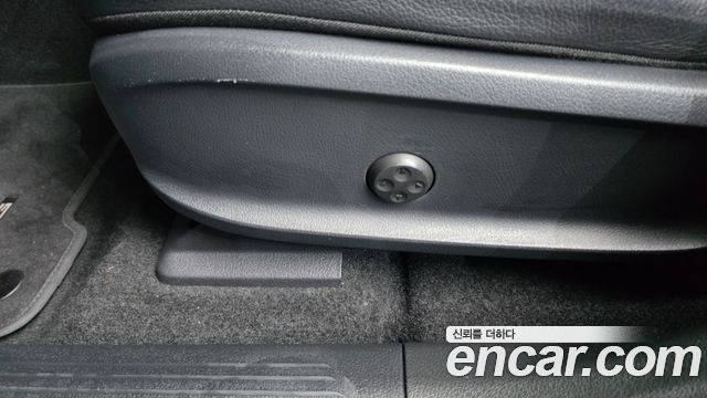 Mercedes-Benz EQB (X243) EQB300 4MATIC AMG Line 2023 — фото 31