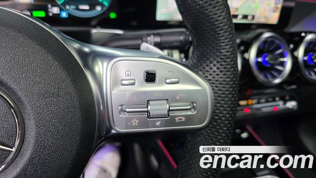 Mercedes-Benz EQB (X243) EQB300 4MATIC AMG Line 2023 — фото 33