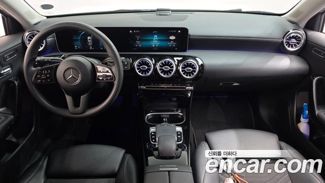 Mercedes-Benz A-Class (W177) A220 Hatchback 2019 — фото 7
