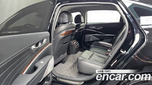 Kia K9 3.8 GDI AWD PlatinumⅡ 2019 — фото 11