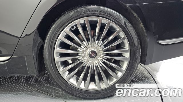 Kia K9 3.8 GDI AWD PlatinumⅡ 2019 — фото 21