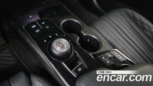 Kia K8 2.5 Gasoline 2WD Signature 2023 — фото 9