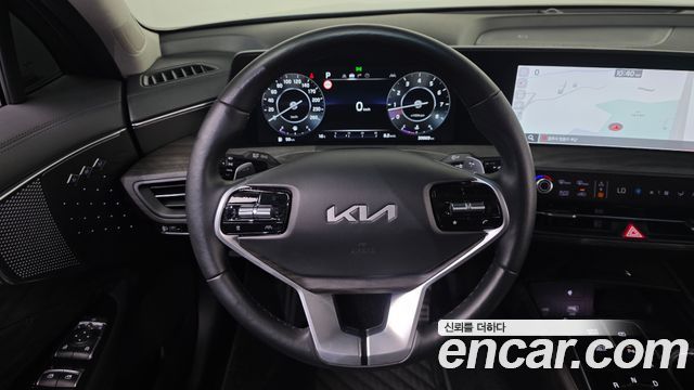 Kia K8 2.5 Gasoline 2WD Signature 2023 — фото 14