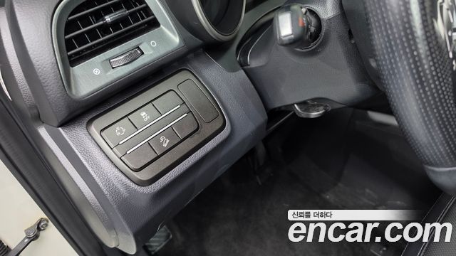 KG Mobility (SsangYong) Tivoli Armor VX 2WD 2019 — фото 16
