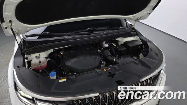 Kia Carnival (IV) Diesel 9-Seater Signature 2023 — фото 6