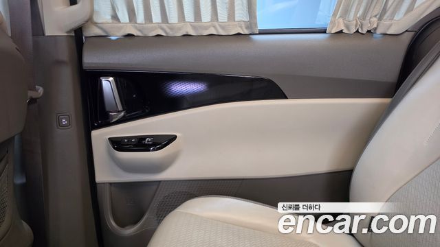 Kia Carnival (IV) Diesel 9-Seater Hi-Limousine Signature 2021 — фото 25