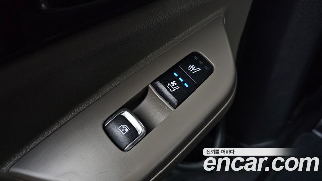 Kia Carnival (IV) HEV 9seater Gravity 2025 — фото 19