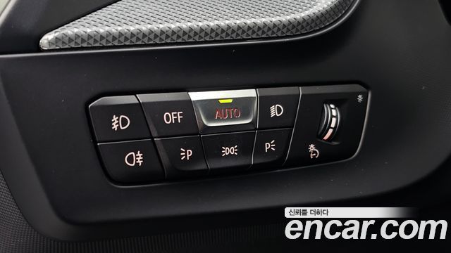 BMW 1 Series (F40) 120i Sports 2022 — фото 13