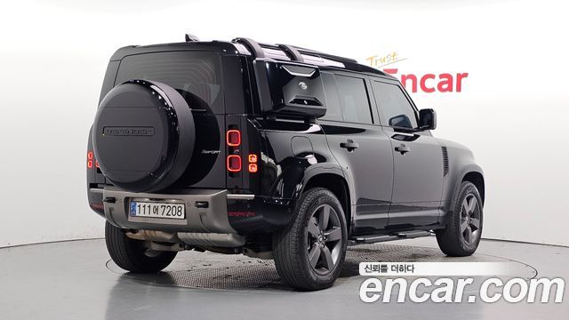 Land Rover Defender (L663) 110 D300 X-Dynamic HSE 2025 — фото 2