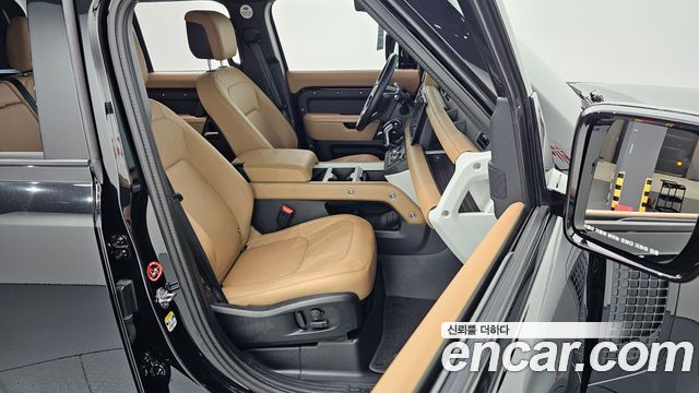 Land Rover Defender (L663) 110 D300 X-Dynamic HSE 2025 — фото 10