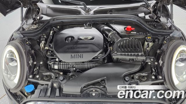 MINI Cooper S Convertible Standard 3rd 2018 — фото 6