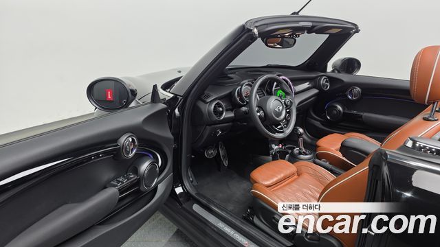 MINI Cooper S Convertible Standard 3rd 2018 — фото 10