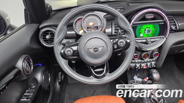 MINI Cooper S Convertible Standard 3rd 2018 — фото 12
