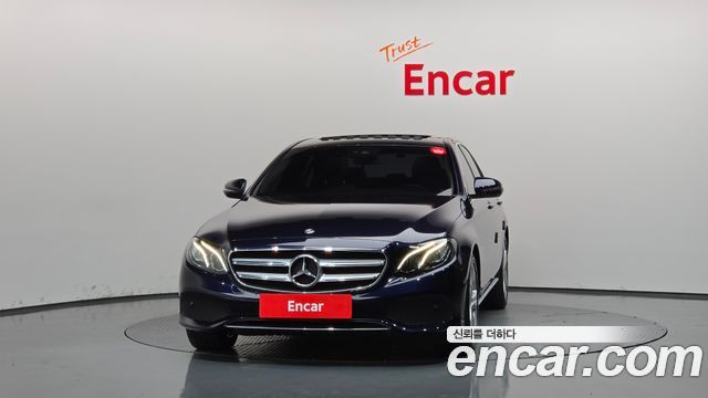 Mercedes-Benz E-Class (W213) E200 Avantgarde 2018 — фото 3