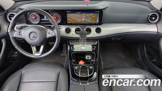 Mercedes-Benz E-Class (W213) E200 Avantgarde 2018 — фото 7
