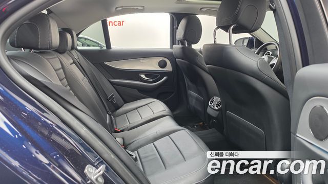Mercedes-Benz E-Class (W213) E200 Avantgarde 2018 — фото 11