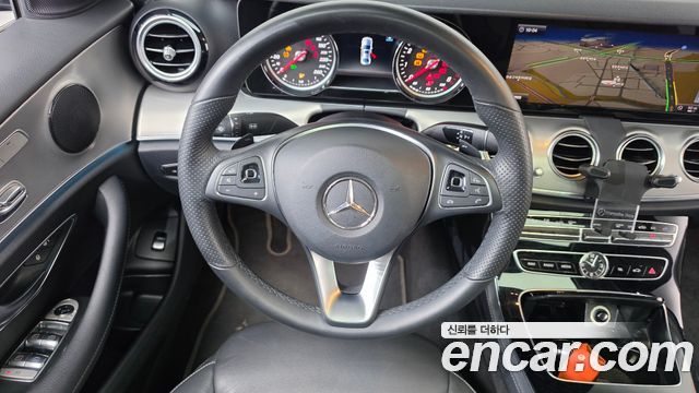 Mercedes-Benz E-Class (W213) E200 Avantgarde 2018 — фото 12