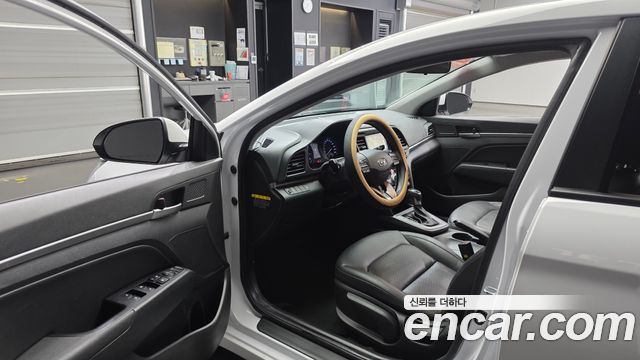 Hyundai Avante (AD) 1.6 LPi Style 2020 — фото 10