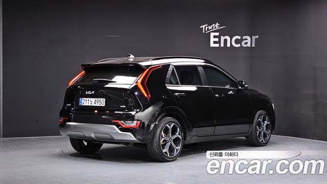 Kia Niro Prestige 2022 — фото 2