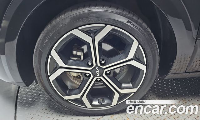 Kia Niro Prestige 2022 — фото 5
