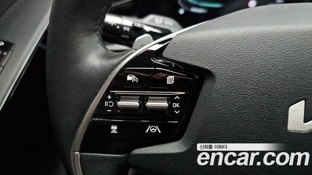 Kia Niro Prestige 2022 — фото 16