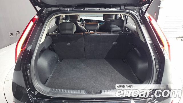 Kia Niro Prestige 2022 — фото 19