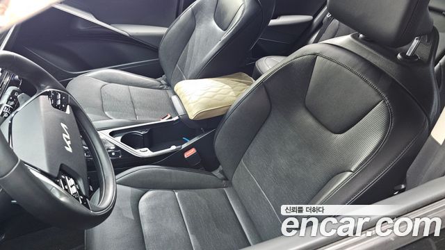 Kia Niro Prestige 2022 — фото 28