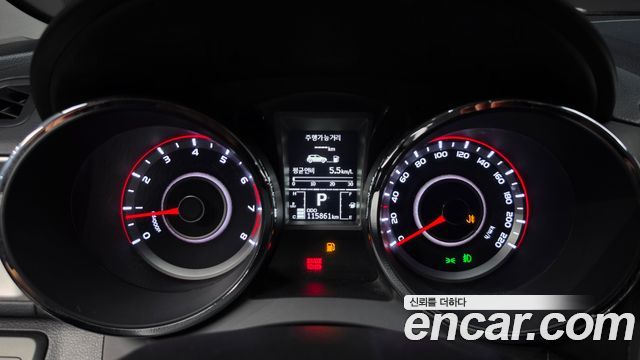 KG Mobility (SsangYong) Tivoli LX 2WD HI-DLX 2015 — фото 8