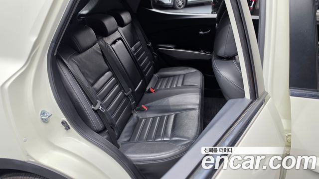 KG Mobility (SsangYong) Tivoli LX 2WD HI-DLX 2015 — фото 12
