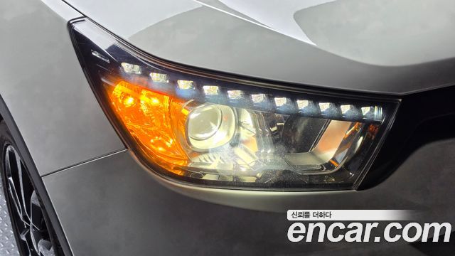 KG Mobility (SsangYong) Tivoli LX 2WD HI-DLX 2015 — фото 22