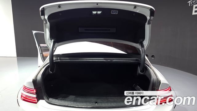 Genesis G80 (RG3) Gasoline 2.5 Turbo 2WD 2022 — фото 18