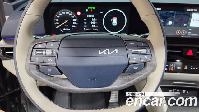 Kia Sportage (V) Gasoline 1.6 Turbo 4WD Signature X Line 2025 — фото 17