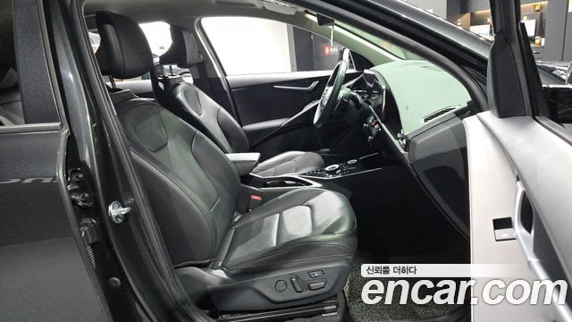Kia Niro EV Earth 2023 — фото 12