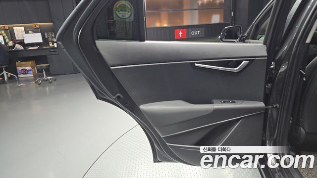 Kia Niro EV Earth 2023 — фото 25