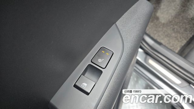Kia Niro EV Earth 2023 — фото 33
