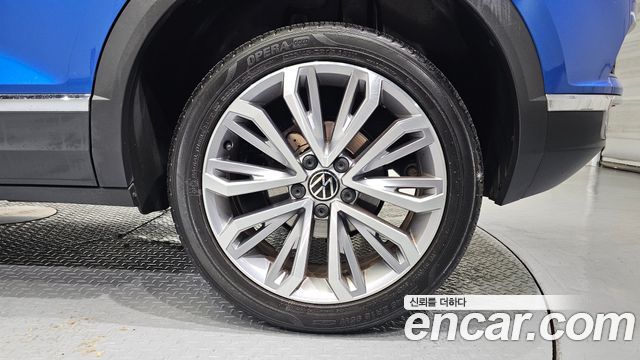 Volkswagen T-Roc 2.0 TDI Prestige 2022 — фото 21