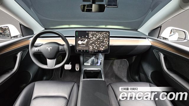 Tesla Model Y Long Range AWD 2023 — фото 7