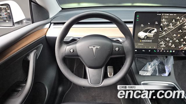 Tesla Model Y Long Range AWD 2023 — фото 17