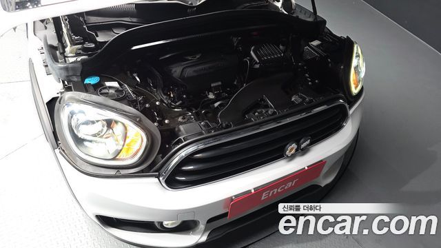 MINI Cooper D Countryman Standard 2nd 2018 — фото 6