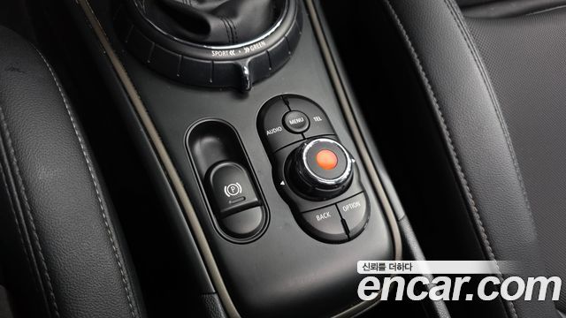 MINI Cooper D Countryman Standard 2nd 2018 — фото 27