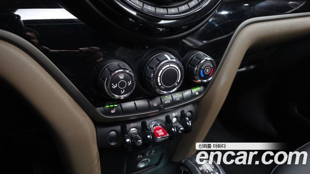 MINI Cooper D Countryman Standard 2nd 2018 — фото 35