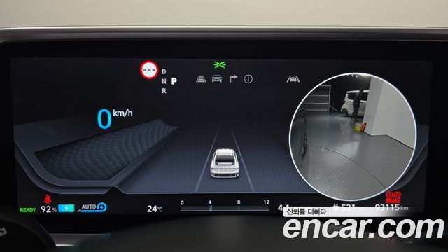 Hyundai Ioniq 6 Long Range Exclusive + 2023 — фото 8